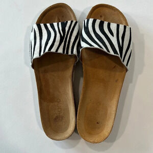 Yokono -‎ 41, zebra cowhide wedge slides